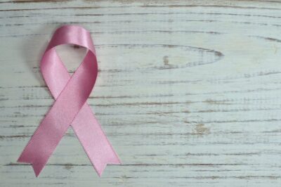 Octobre Rose 2026 : dépistage du cancer du sein, le premier grand week-end de mobilisation